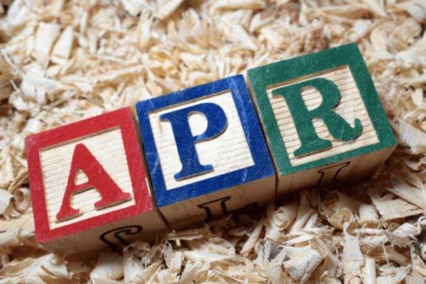 APR và lãi suất danh nghĩa là kiến thức cơ bản mà người đi vay nào cũng nên nắm rõ